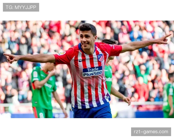 马竞中场罗德里戈·埃尔南德斯资助青训营 助力贫困少年足球梦