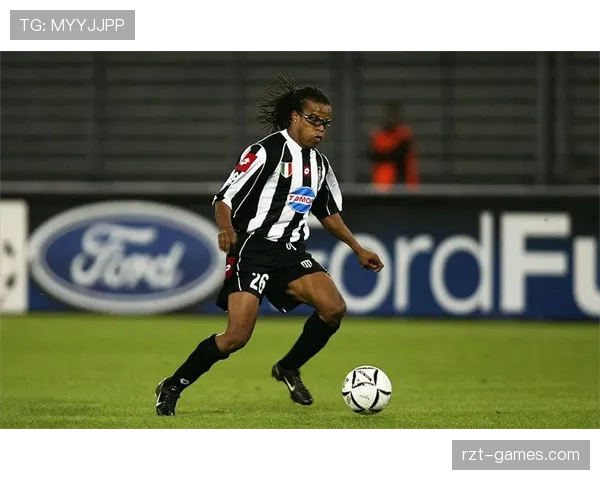 戴维斯闪耀全场率队逆转,未来表现值得期待 戴维斯闪耀全场率队逆转,未来表现值得期待