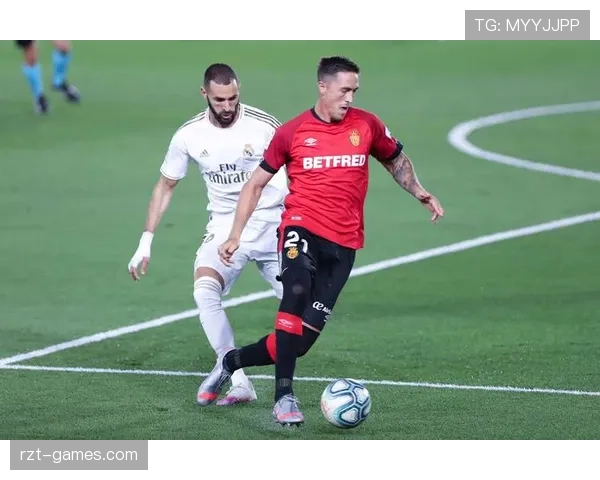 塞维利亚主帅战术革新奏效，率队强势复苏重返欧洲顶级行列