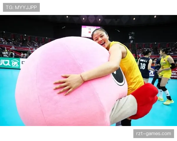 龚翔宇训练完直接拎爱马仕去接娃？